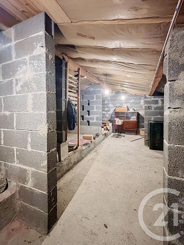maison à vendre - 7 pièces - 186.01 m2 - CHATEAUGAY - 63 - AUVERGNE - Century 21 Agence Girard