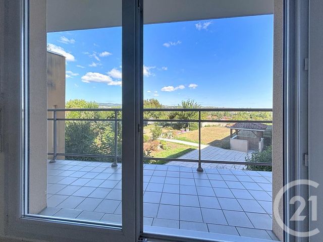 Appartement F2 à vendre - 2 pièces - 46.9 m2 - RIOM - 63 - AUVERGNE - Century 21 Agence Girard