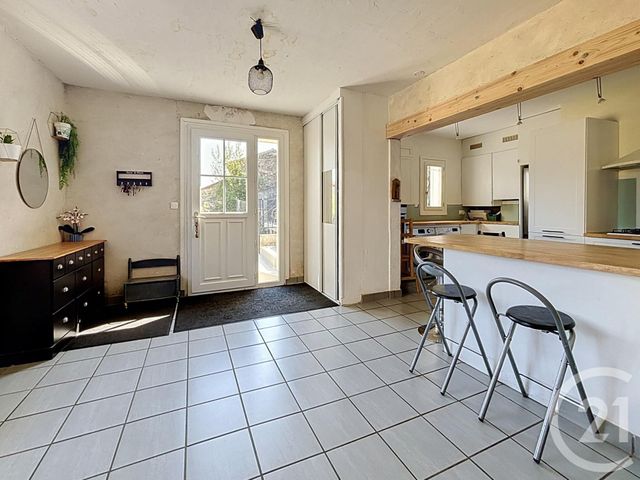 maison à vendre - 5 pièces - 103.62 m2 - BEAUREGARD VENDON - 63 - AUVERGNE - Century 21 Agence Girard