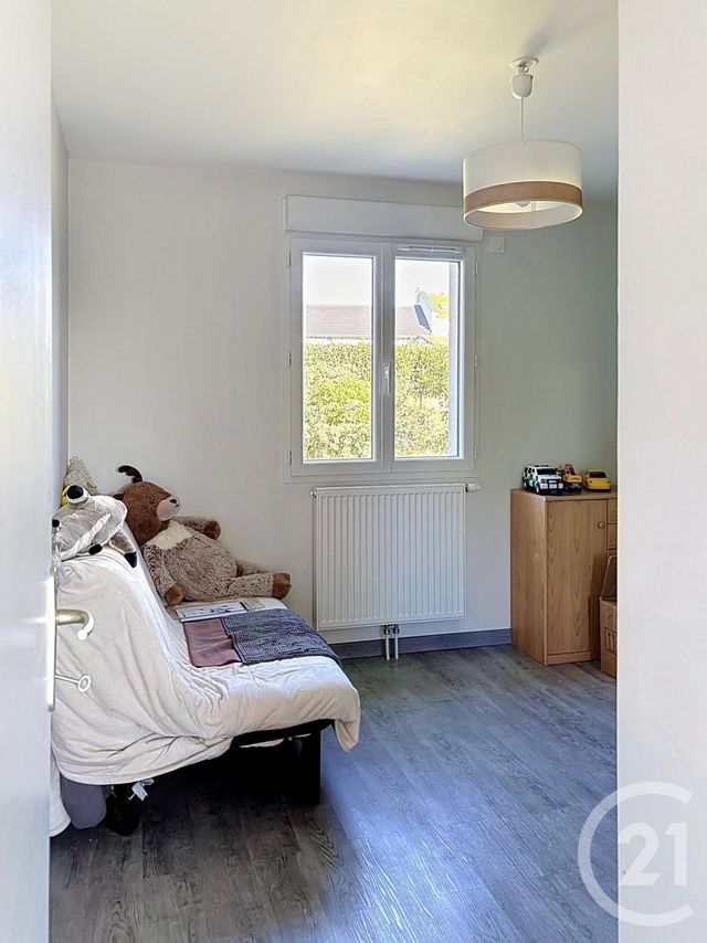maison à vendre - 4 pièces - 92.19 m2 - CHARBONNIERES LES VARENNES - 63 - AUVERGNE - Century 21 Agence Girard