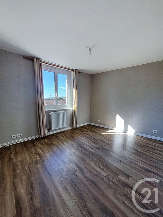 maison à vendre - 5 pièces - 103.4 m2 - ENVAL - 63 - AUVERGNE - Century 21 Agence Girard