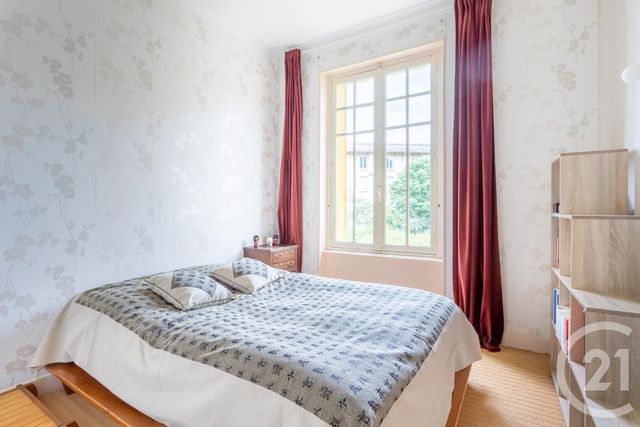 maison à vendre - 7 pièces - 188.0 m2 - CHATEL GUYON - 63 - AUVERGNE - Century 21 Agence Girard