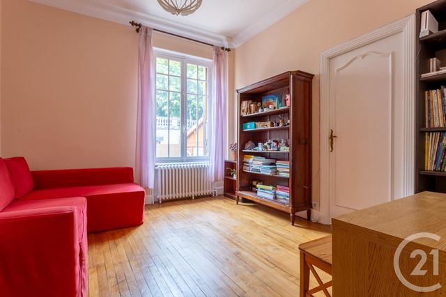 maison à vendre - 7 pièces - 188.0 m2 - CHATEL GUYON - 63 - AUVERGNE - Century 21 Agence Girard
