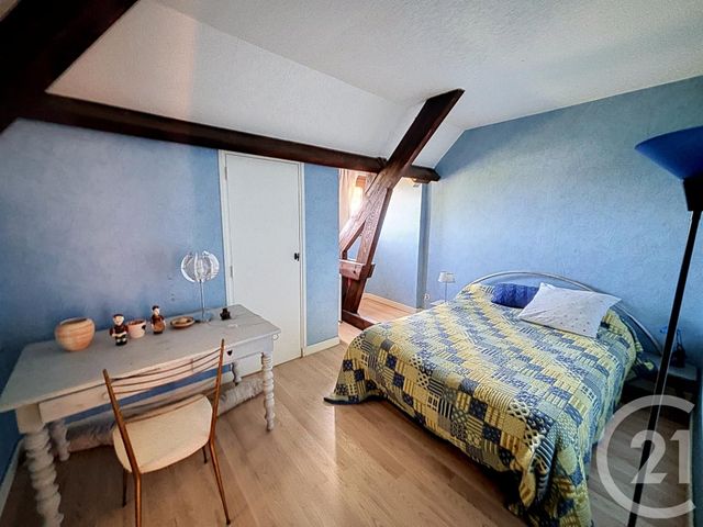 maison à vendre - 7 pièces - 180.0 m2 - RIOM - 63 - AUVERGNE - Century 21 Agence Girard