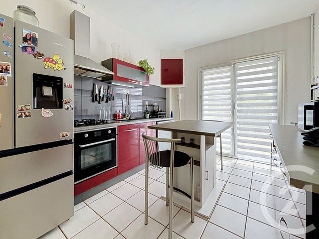 maison à vendre - 6 pièces - 103.7 m2 - COMBRONDE - 63 - AUVERGNE - Century 21 Agence Girard