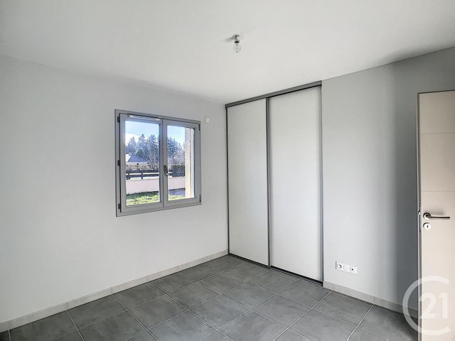 maison à louer - 4 pièces - 117.06 m2 - ST GERVAIS D AUVERGNE - 63 - AUVERGNE - Century 21 Agence Girard