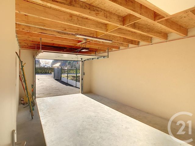 maison à louer - 4 pièces - 117.06 m2 - ST GERVAIS D AUVERGNE - 63 - AUVERGNE - Century 21 Agence Girard