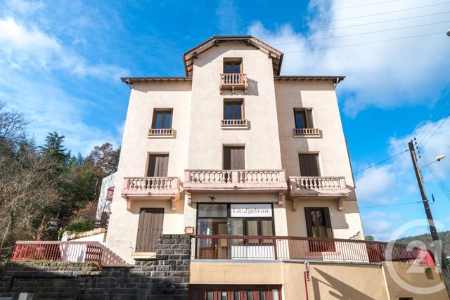 Appartement F4 à louer - 4 pièces - 80.8 m2 - CHATEL GUYON - 63 - AUVERGNE - Century 21 Agence Girard