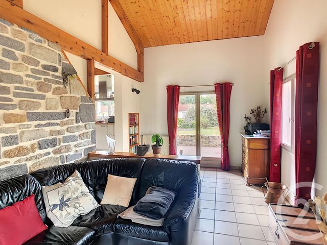 maison à louer - 5 pièces - 128.1 m2 - MOZAC - 63 - AUVERGNE - Century 21 Agence Girard