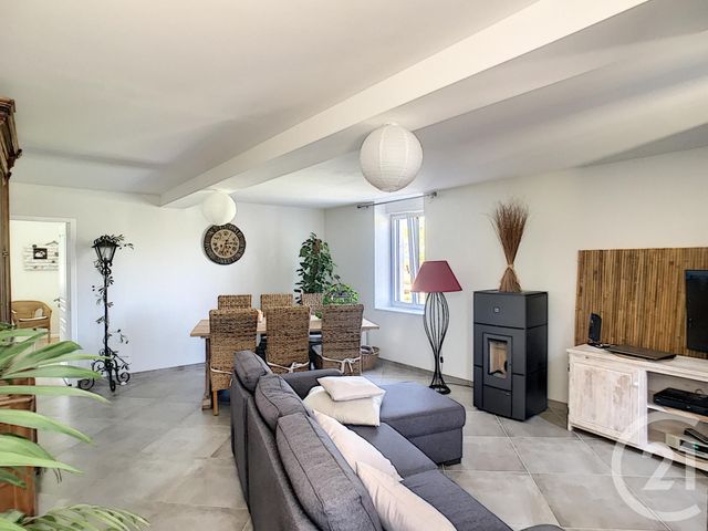 maison à louer - 4 pièces - 116.84 m2 - ST GENES DU RETZ - 63 - AUVERGNE - Century 21 Agence Girard