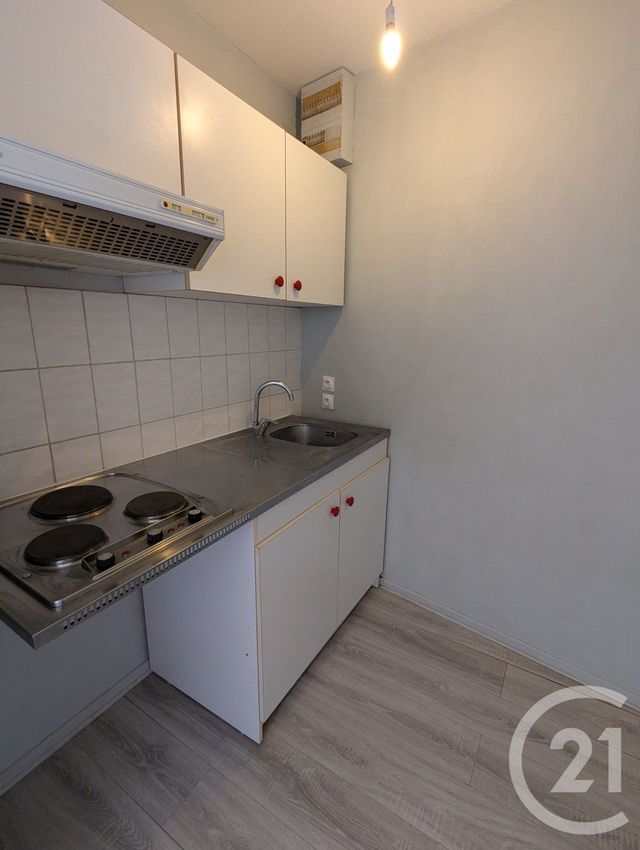 Appartement F2 à louer - 2 pièces - 45.29 m2 - RIOM - 63 - AUVERGNE - Century 21 Agence Girard