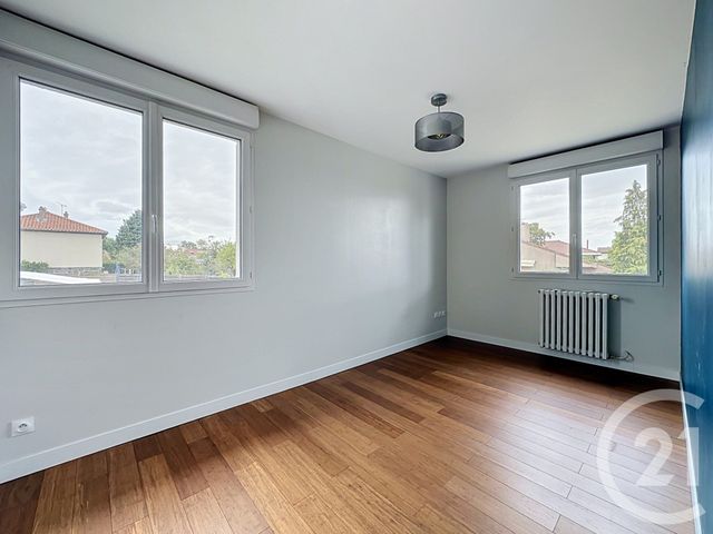 maison à vendre - 5 pièces - 111.0 m2 - MOZAC - 63 - AUVERGNE - Century 21 Agence Girard