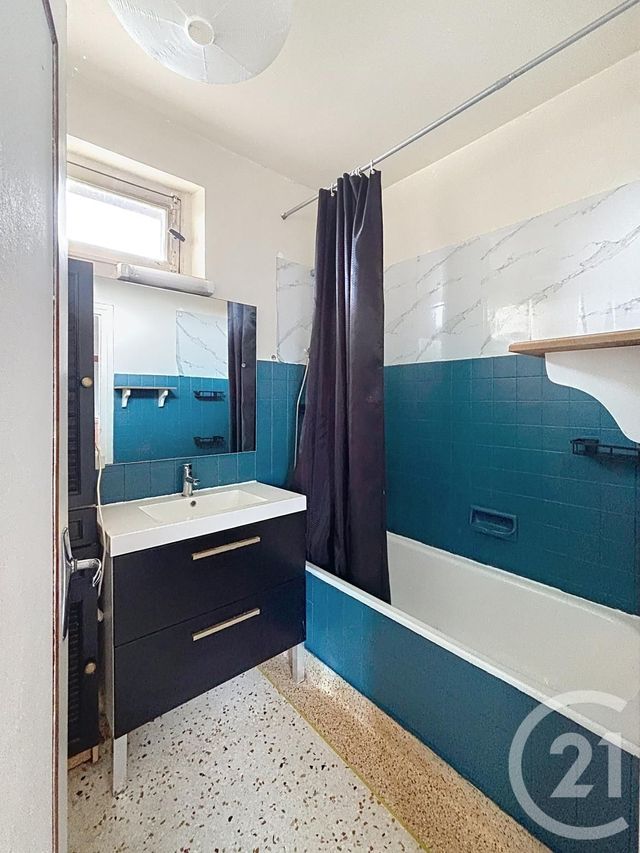 maison à vendre - 5 pièces - 109.55 m2 - VOLVIC - 63 - AUVERGNE - Century 21 Agence Girard