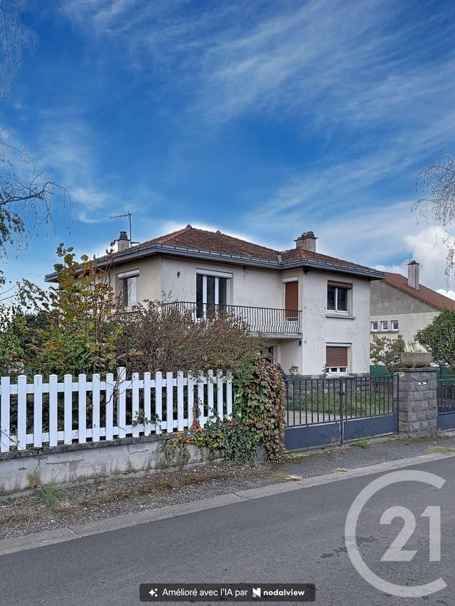 maison à vendre - 5 pièces - 109.55 m2 - VOLVIC - 63 - AUVERGNE - Century 21 Agence Girard