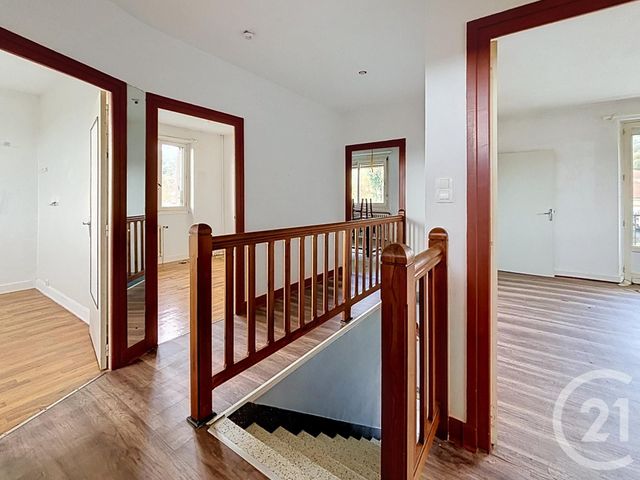 maison à vendre - 5 pièces - 109.55 m2 - VOLVIC - 63 - AUVERGNE - Century 21 Agence Girard