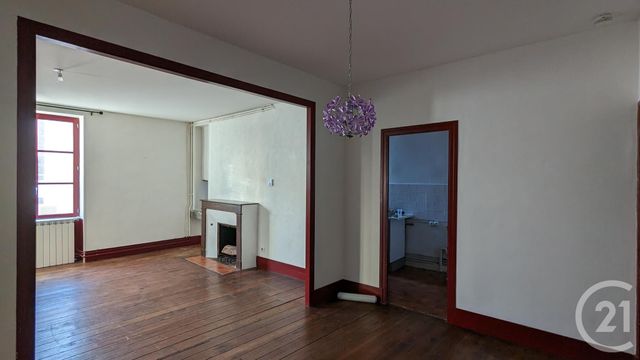 Appartement F2 à louer - 2 pièces - 62.08 m2 - RIOM - 63 - AUVERGNE - Century 21 Agence Girard