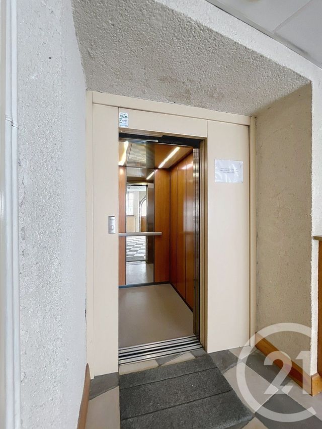 commerce à vendre - 140.0 m2 - RIOM - 63 - AUVERGNE - Century 21 Agence Girard