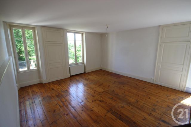 Appartement Duplex à louer - 4 pièces - 94.04 m2 - PUY GUILLAUME - 63 - AUVERGNE - Century 21 Agence Girard