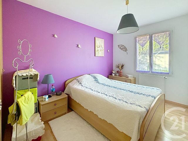 maison à vendre - 5 pièces - 100.74 m2 - CHAMBARON SUR MORGE - 63 - AUVERGNE - Century 21 Agence Girard