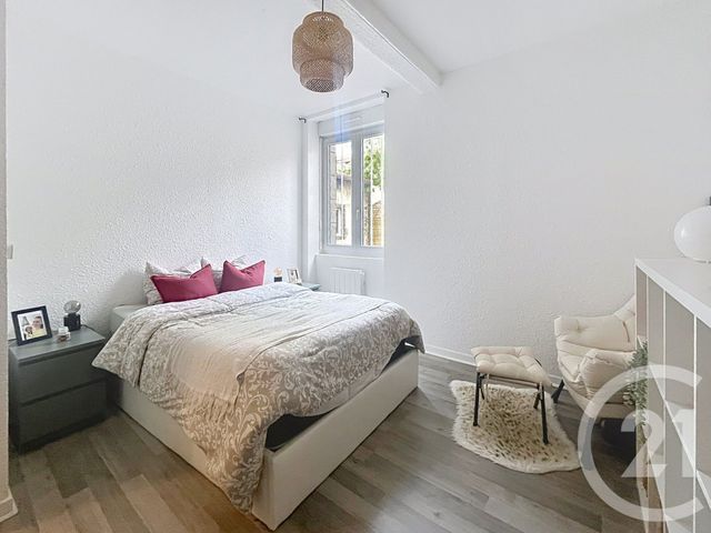 Appartement F3 à louer - 3 pièces - 59.08 m2 - RIOM - 63 - AUVERGNE - Century 21 Agence Girard
