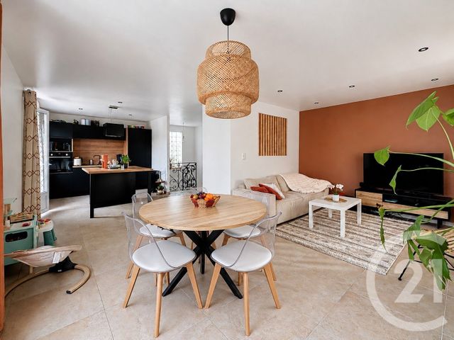 maison à vendre - 5 pièces - 105.5 m2 - RIOM - 63 - AUVERGNE - Century 21 Agence Girard