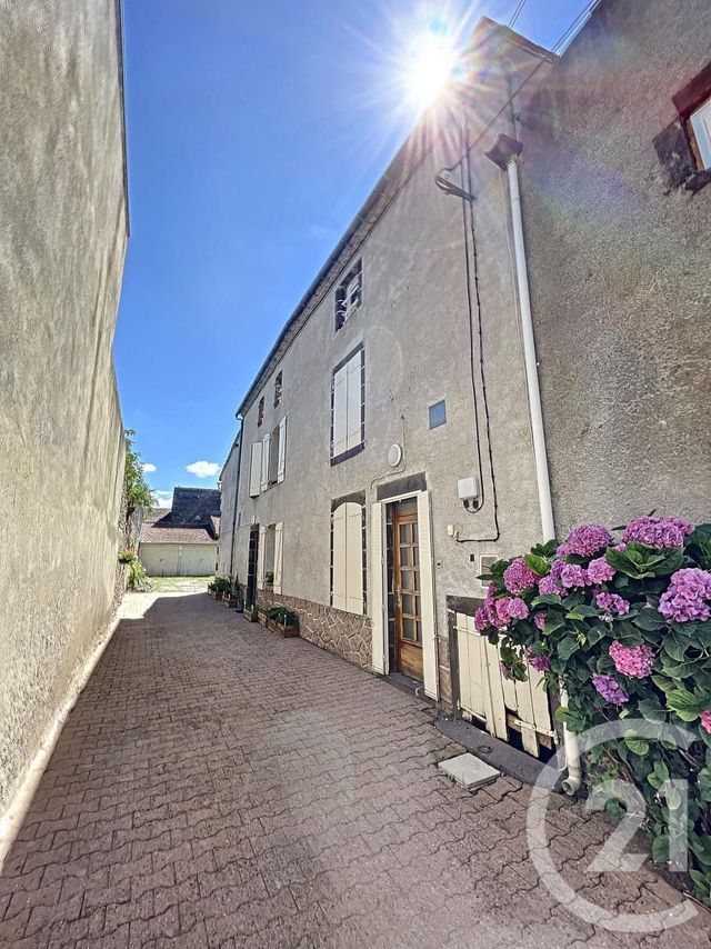 Appartement F4 à louer - 4 pièces - 78.74 m2 - ENNEZAT - 63 - AUVERGNE - Century 21 Agence Girard