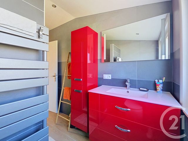 maison à vendre - 4 pièces - 102.4 m2 - RIOM - 63 - AUVERGNE - Century 21 Agence Girard