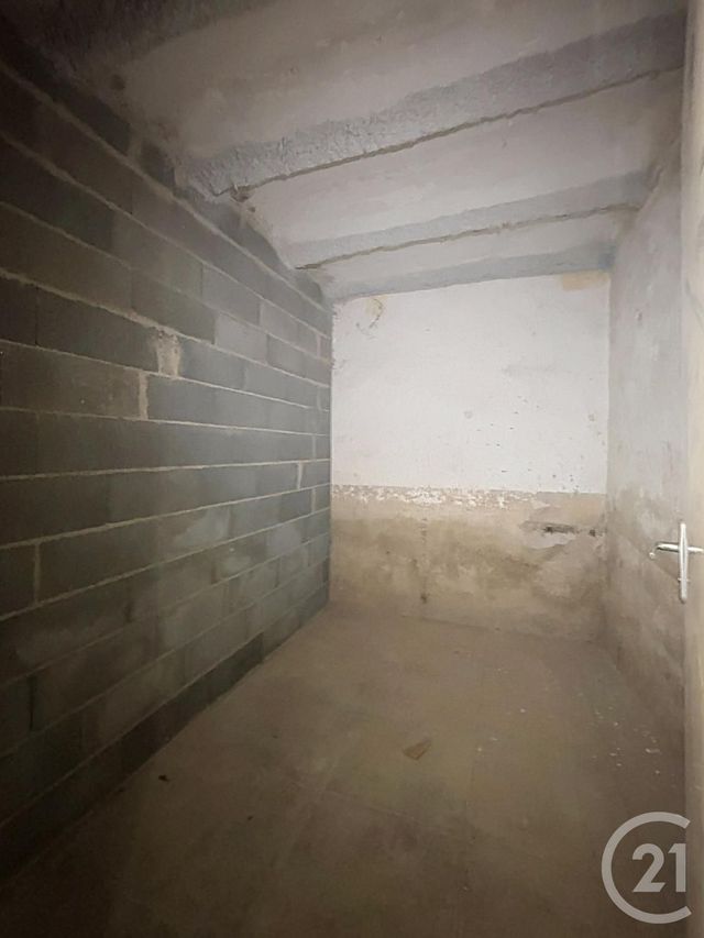Appartement F1 bis à vendre - 2 pièces - 48.1 m2 - CHATEL GUYON - 63 - AUVERGNE - Century 21 Agence Girard