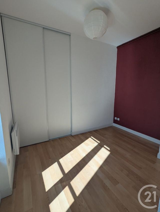 Appartement F1 bis à vendre - 2 pièces - 48.1 m2 - CHATEL GUYON - 63 - AUVERGNE - Century 21 Agence Girard