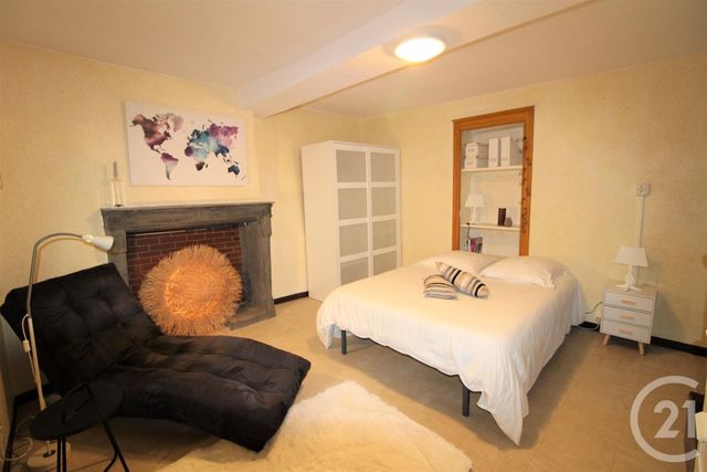 Appartement F2 à louer - 2 pièces - 48.05 m2 - VOLVIC - 63 - AUVERGNE - Century 21 Agence Girard