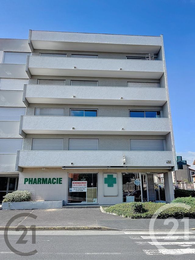 Appartement F4 à louer - 4 pièces - 98.46 m2 - RIOM - 63 - AUVERGNE - Century 21 Agence Girard