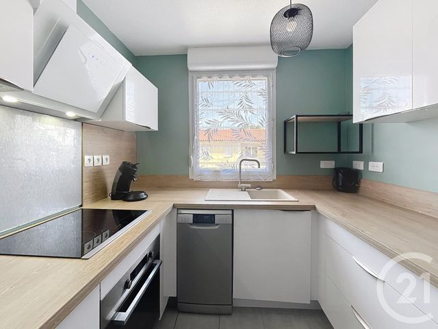 Appartement F2 à louer - 2 pièces - 45.13 m2 - GERZAT - 63 - AUVERGNE - Century 21 Agence Girard