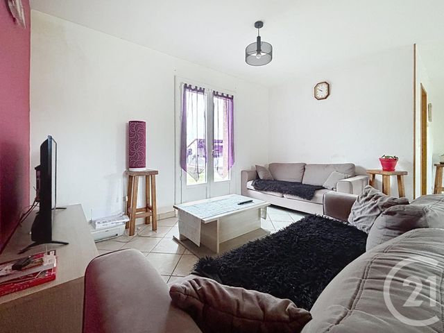 maison à vendre - 5 pièces - 127.0 m2 - THURET - 63 - AUVERGNE - Century 21 Agence Girard