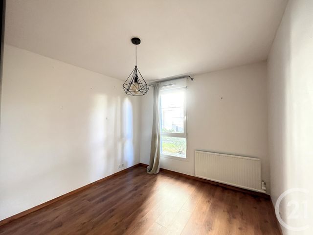 Appartement F2 à louer - 2 pièces - 43.02 m2 - RIOM - 63 - AUVERGNE - Century 21 Agence Girard
