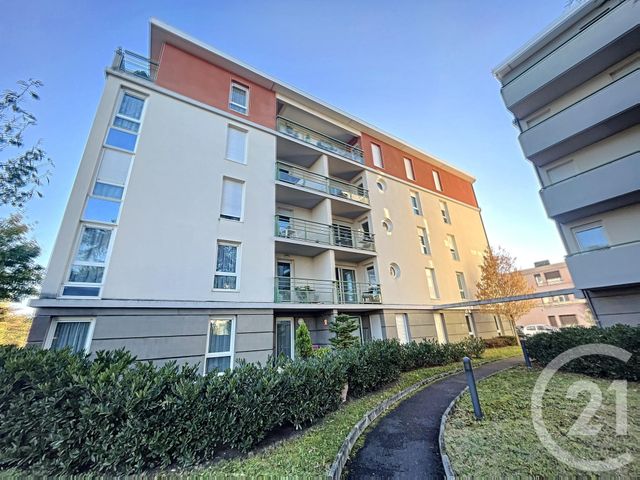Appartement F2 à louer - 2 pièces - 43.02 m2 - RIOM - 63 - AUVERGNE - Century 21 Agence Girard