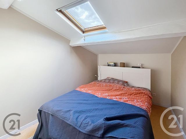 Appartement F3 à louer - 3 pièces - 52.43 m2 - VOLVIC - 63 - AUVERGNE - Century 21 Agence Girard