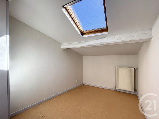 Appartement F3 à louer - 3 pièces - 52.43 m2 - VOLVIC - 63 - AUVERGNE - Century 21 Agence Girard