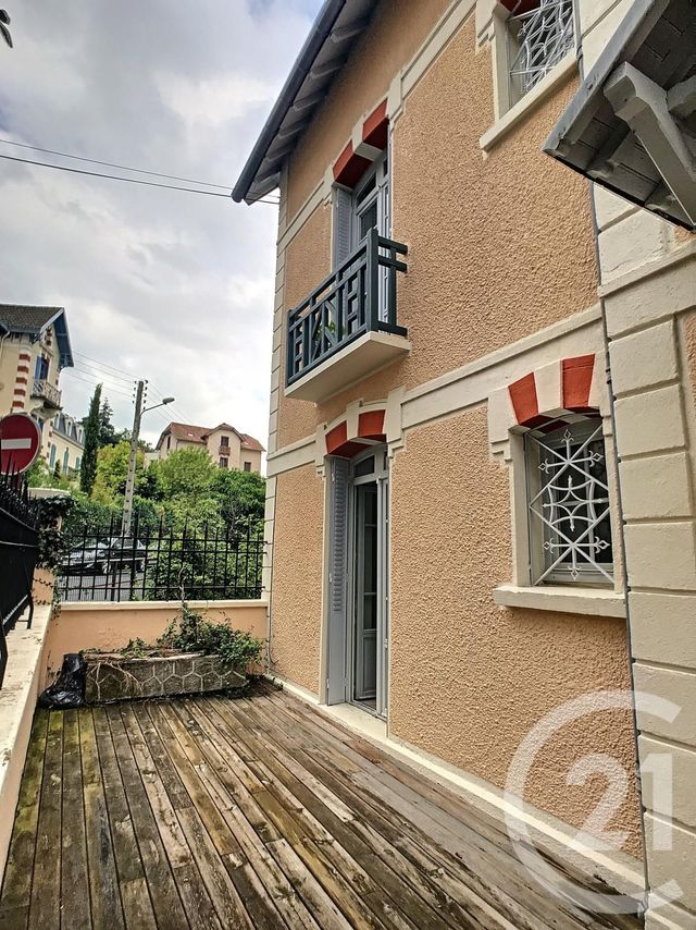 Appartement Studio à louer - 1 pièce - 16.97 m2 - CHATEL GUYON - 63 - AUVERGNE - Century 21 Agence Girard