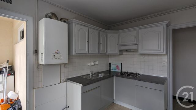 Appartement F2 à louer - 2 pièces - 42.17 m2 - CLERMONT FERRAND - 63 - AUVERGNE - Century 21 Agence Girard