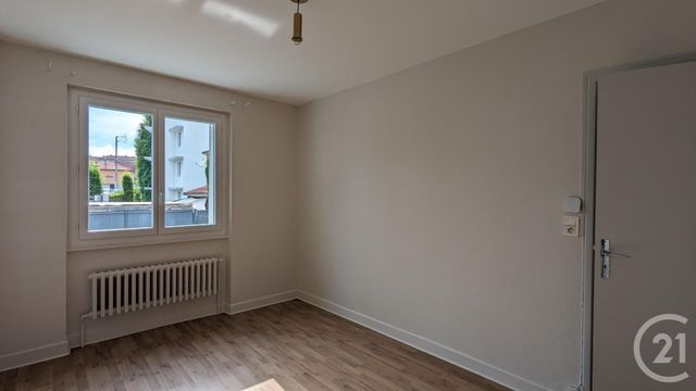 Appartement F2 à louer - 2 pièces - 42.17 m2 - CLERMONT FERRAND - 63 - AUVERGNE - Century 21 Agence Girard